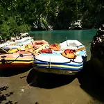 Üdülőpark Rafting Camp Tara Center Tri Vodenice 3*