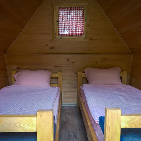 Prázdninový areál Rafting Camp Tara Center Tri Vodenice 3*