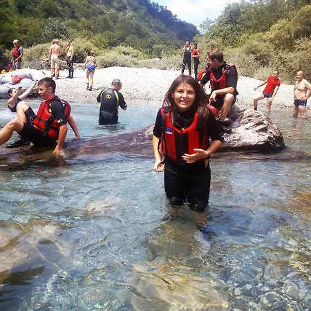Semesterpark Rafting Camp Tara Center Tri Vodenice 3*