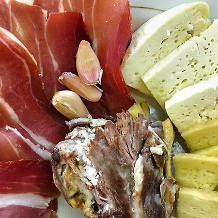 Prázdninový areál Rafting Camp Tara Center Tri Vodenice 3*