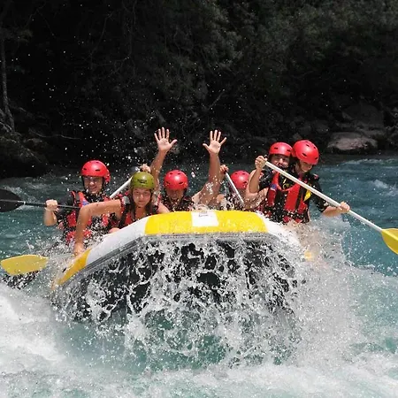 Prázdninový areál Rafting Camp Tara Center Tri Vodenice Bastasi