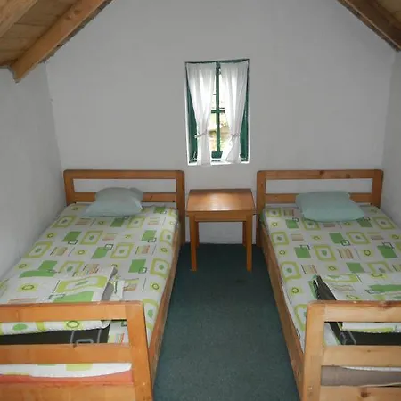 Rafting Camp Tara Center Tri Vodenice