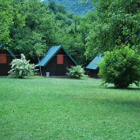 Rafting Camp Tara Center Tri Vodenice 3*